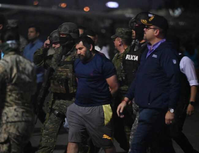 Alias ‘Fito’ aterriza en Guayaquil: operativo militar blindó su llegada tras captura en Manta