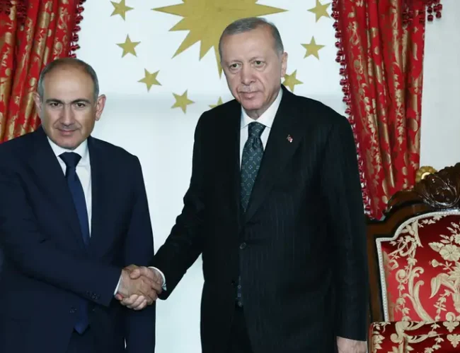 Erdogan recibe al primer ministro de Armenia en Estambul