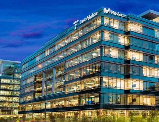 Telefónica vende su filial en Ecuador a Millicom Spain por USD 380 millones