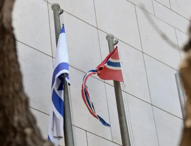 Explota granada en casa del embajador de Noruega en Israel