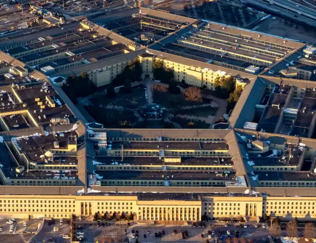 El aumento de pedidos de pizza cerca del Pentágono coincidió con el bombardeo de Israel a Irán, avivando la teoría del «índice pizza»