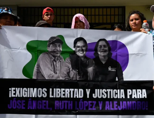 Apelan detención de la abogada Ruth López en El Salvador