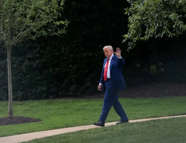 “Siempre un pacificador”: ¿cómo fue que Trump decidió posponer su ataque a Irán?