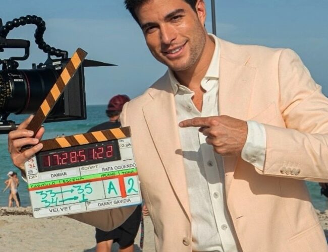 Danilo Carrera, el más bello del 2025: talento, humildad y corazón ecuatoriano