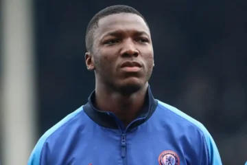 Moisés Caicedo: “Es especial ayudar a otros jugadores, como me ayudaron a mí”