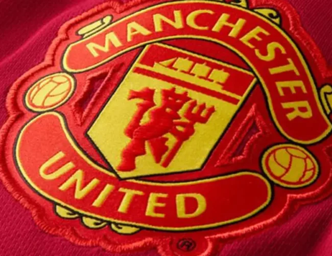 Manchester United en la mira: denuncian abusos sexuales cometidos por un exempleado del club