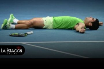 Alcaraz vence a Zverev en una épica semifinal en el Abierto de Australia