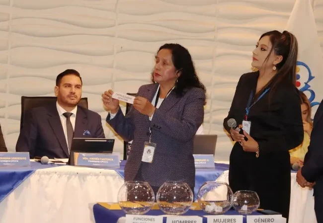 Desacuerdos y reclamos en conformación de la Comisión que elegirá Fiscal