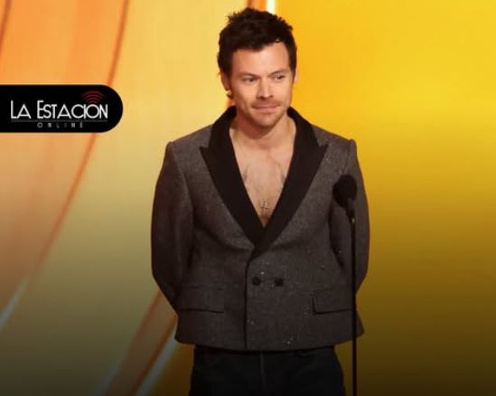 Harry Styles vuelve a los Grammy con Blazer Dior brillante