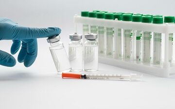 Gobierno Nacional, a través del IESS, impulsa compra de insumos médicos para reforzar la atención a los asegurados