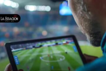 Hinchas ecuatorianos apuestan por el deporte digital