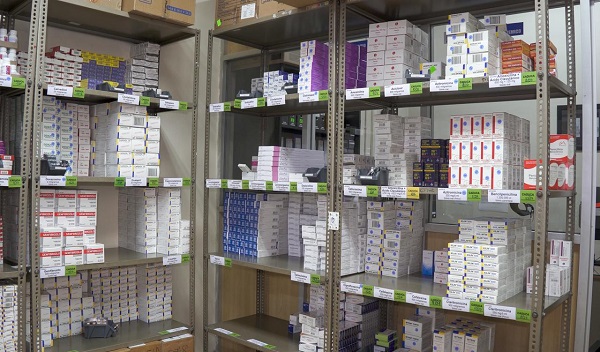 El Centro de Especialidades Central Cuenca fortalece la atención a sus usuarios con el 99 % de abastecimiento en medicamentos y dispositivos médicos