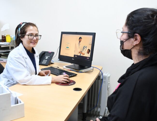 En el gobierno del presidente Noboa, la nueva estrategia de agendamiento incrementa en más de 70 mil las citas médicas en el IESS