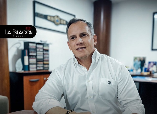 Carlos Serrano deja la Viceprefectura de Guayas por nuevos retos políticos