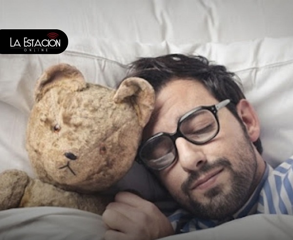 Un estudio revela: Los hombres maduran a los 43 años