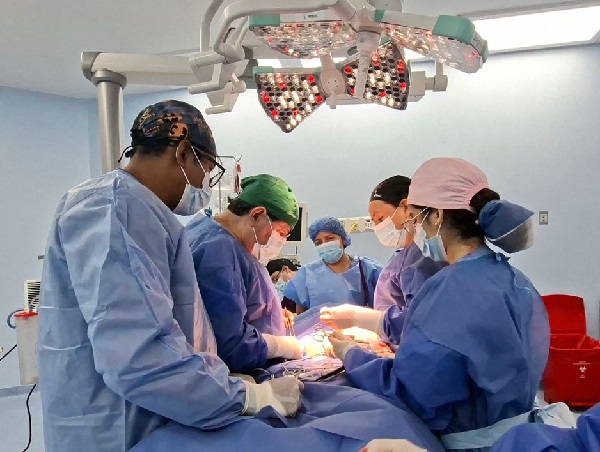 Hospital IESS Ceibos continúa realizando cirugías pediátricas de alta complejidad en 2026
