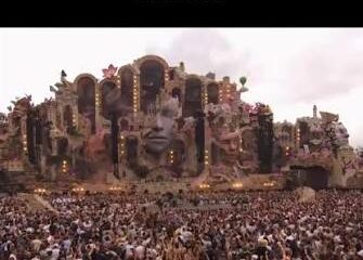 El Mainstage de Tomorrowland Bélgica 2026 vivió uno de los momentos más memorables del festival cuando los DJs Omdat Het Kan y Average Rob sorprendieron al público al incluir «Beauty and a Beat», de Justin Bieber y Nicki Minaj, en pleno espectáculo.