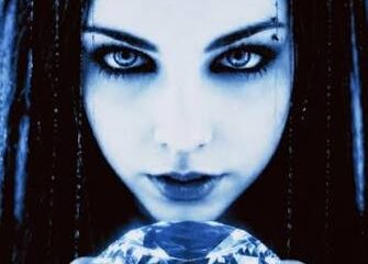 Evanescence marcó un antes y un después en la historia del rock con una inolvidable presentación de «Bring Me to Life» durante los Billboard Music Awards 2003.